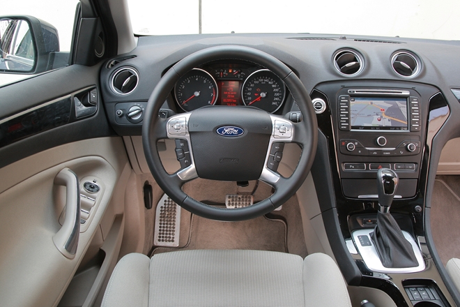 Ford Mondeo Mk4: Budżetowe Auto Bonda - Infor.pl