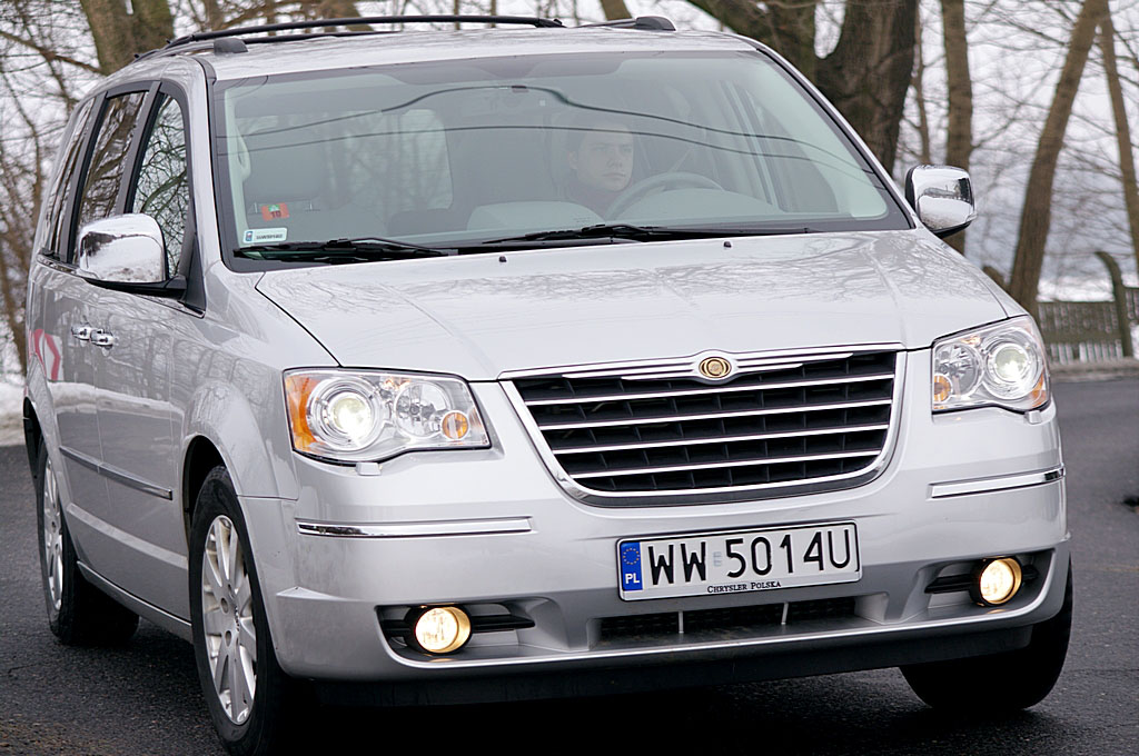 Prawdziwy Transformer - Chrysler Grand Voyager - Infor.pl